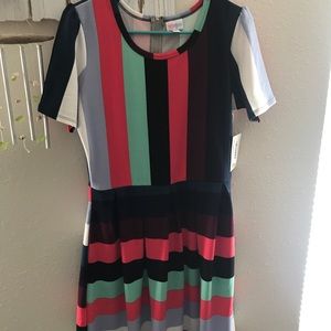 LuLaRoe Amelia